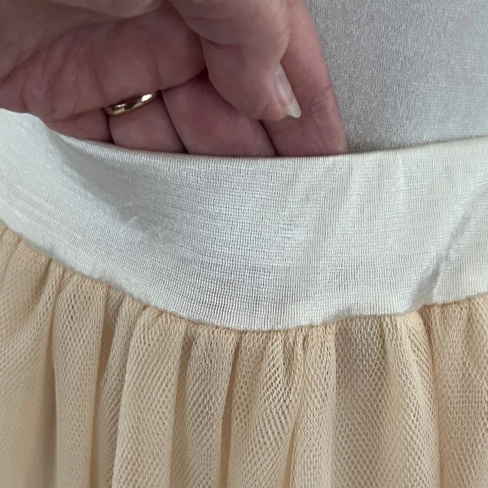 Baluoke Champagne Layered Midi Tulle Tutu‎ Skirt Size Small/Medium